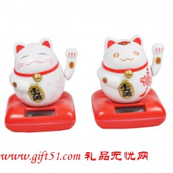 招財貓太陽能公仔