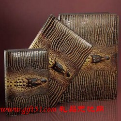 蟒蛇皮紋高檔筆記本冊(cè)定做