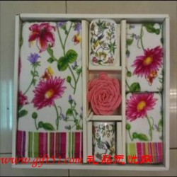 阿爾卡拉小鎮禮盒毛巾定制  員工禮品