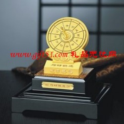 廣州絨沙金與時俱進圓盤擺件定制,禮品絨沙金擺件定做