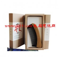 悠然魚(yú)角木梳