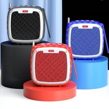 小方塊藍(lán)牙音響